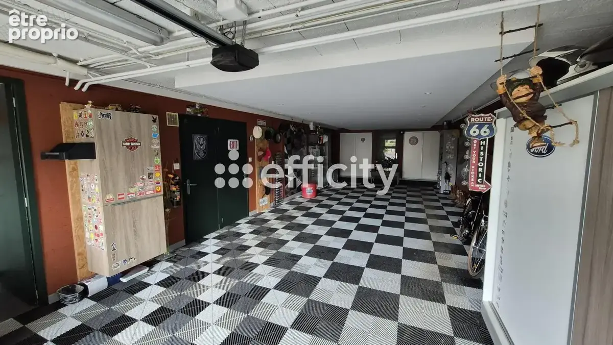 Maison 220 m² à Saint-Mathieu  - photo 14