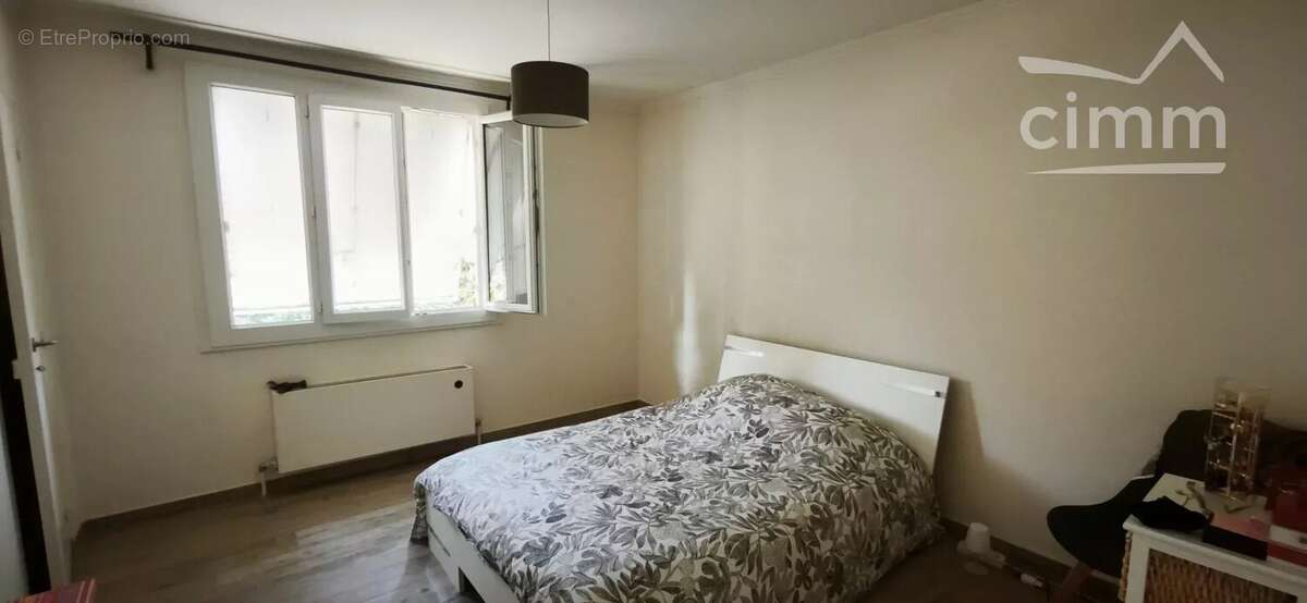 Appartement à CHABEUIL