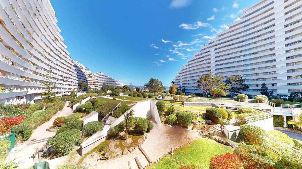 Appartement à VILLENEUVE-LOUBET