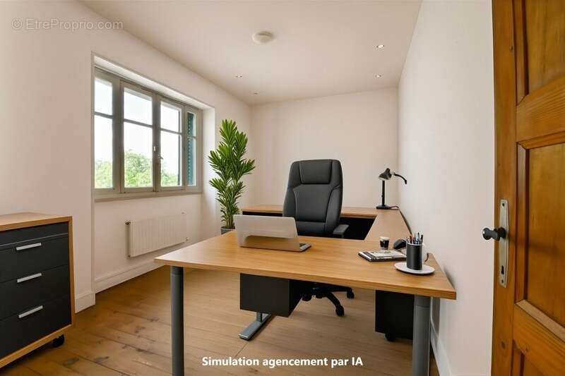 Maison à LE CHATELET