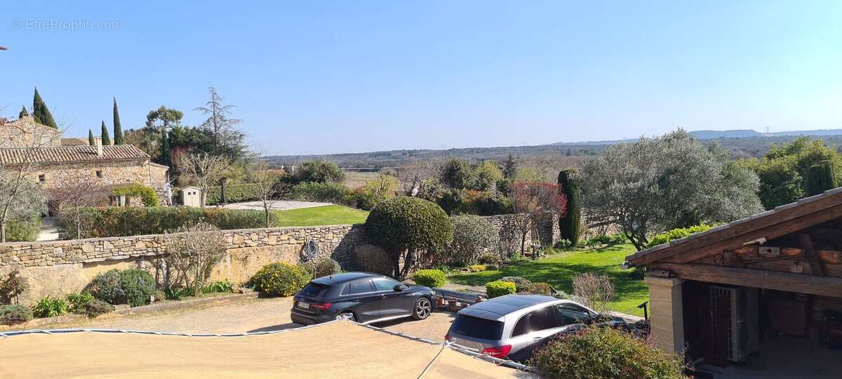 Maison à UZES