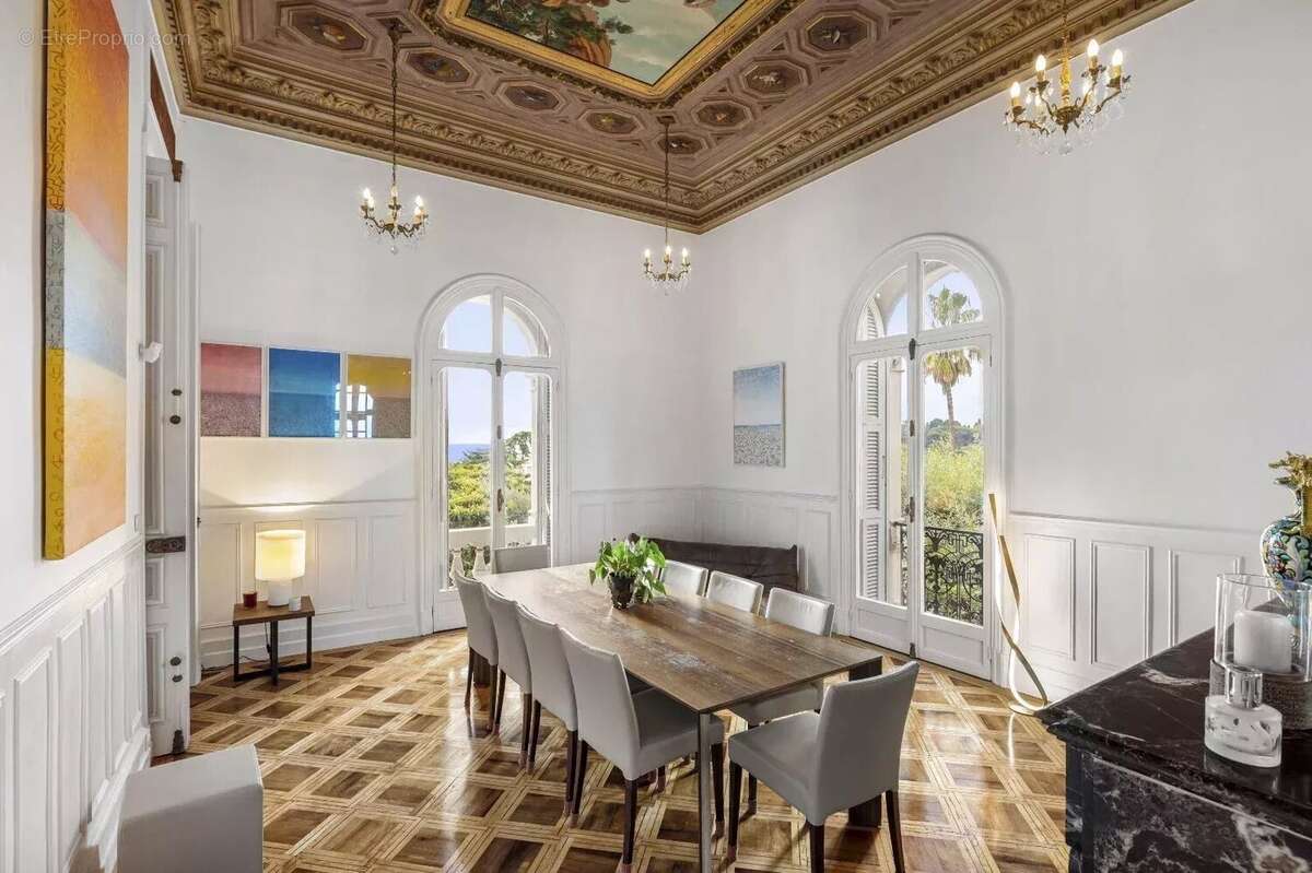 Port de Nice, vente appartement villa Belle Epoque, grand jardin, vue mer - photo 3