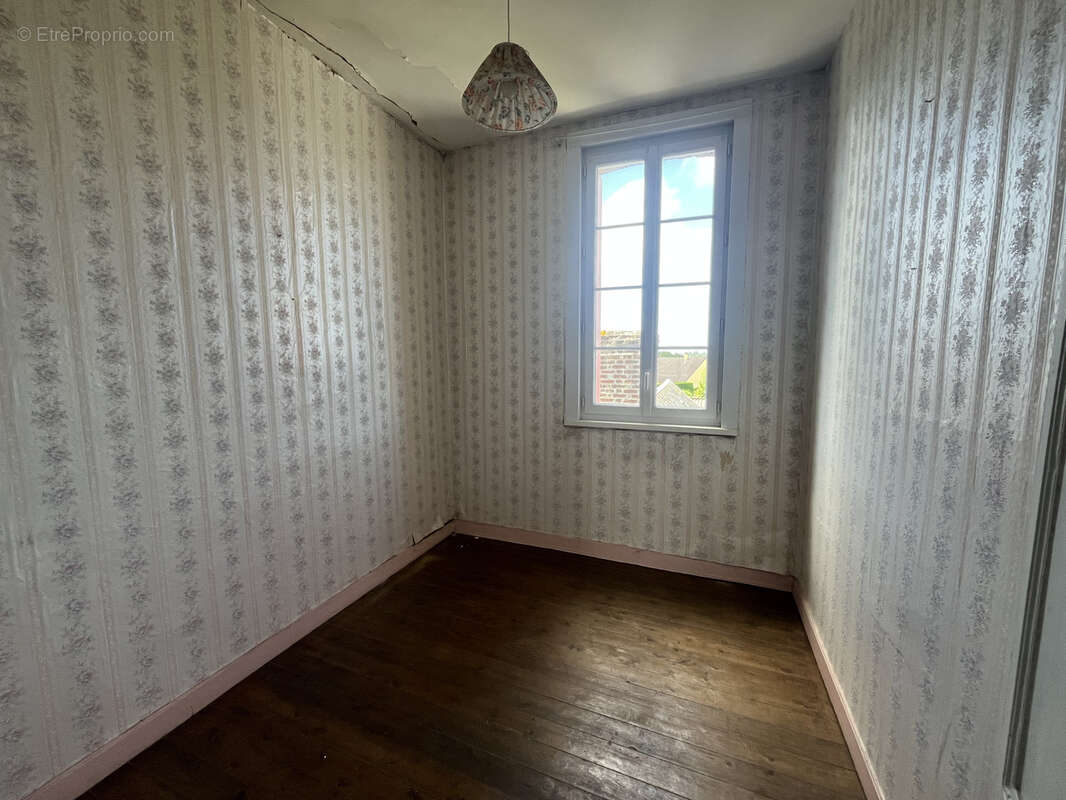 Maison avec deux chambres à TULLY - photo 8