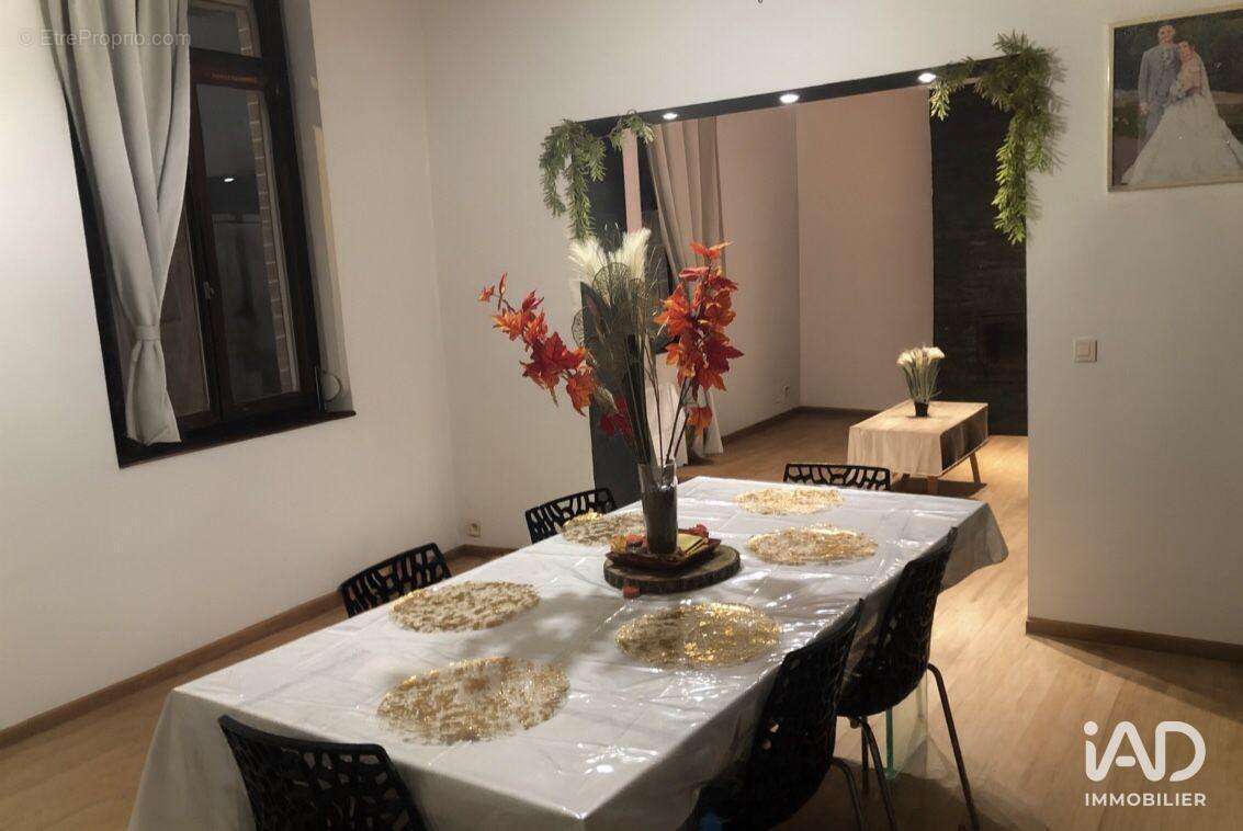 Photo 2 - Maison à ANICHE