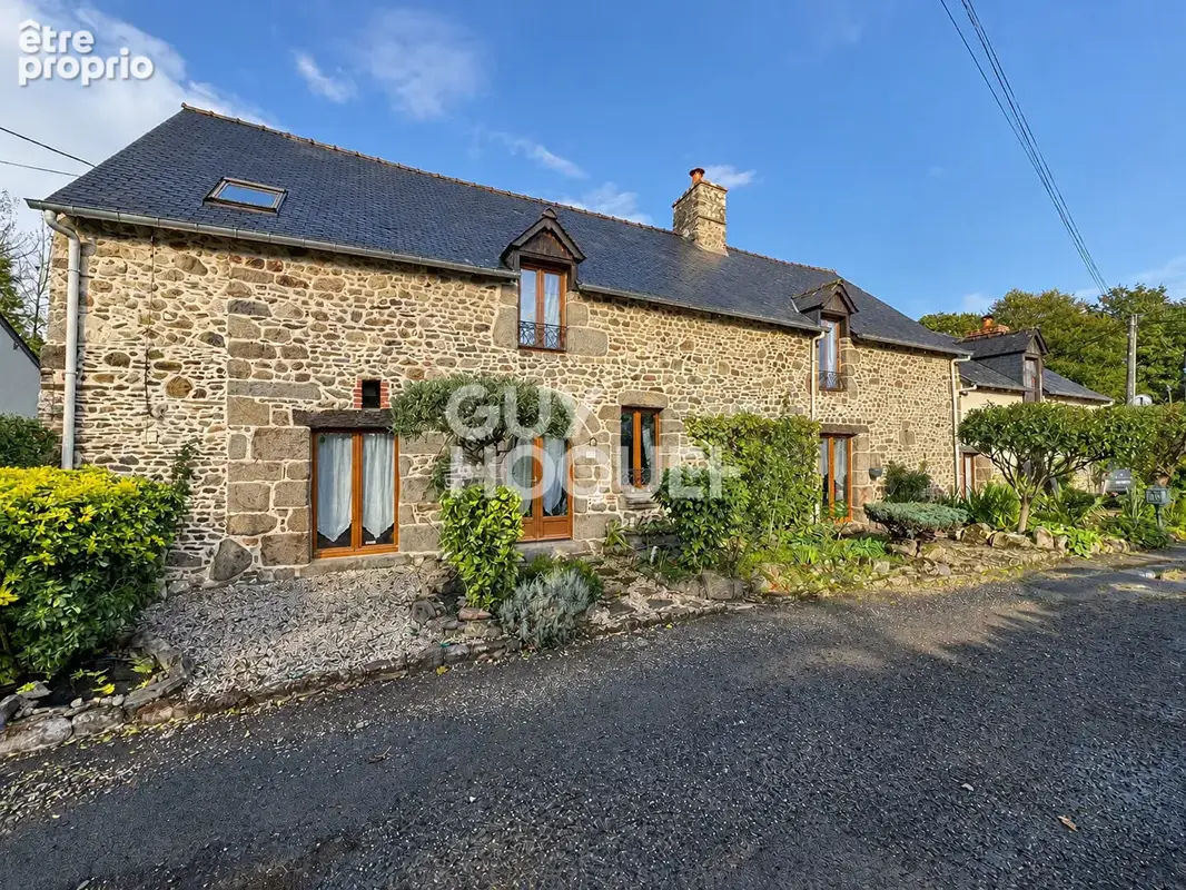 Maison 7 pièces 219 m² à vendre à Combourg (35270) - photo 1