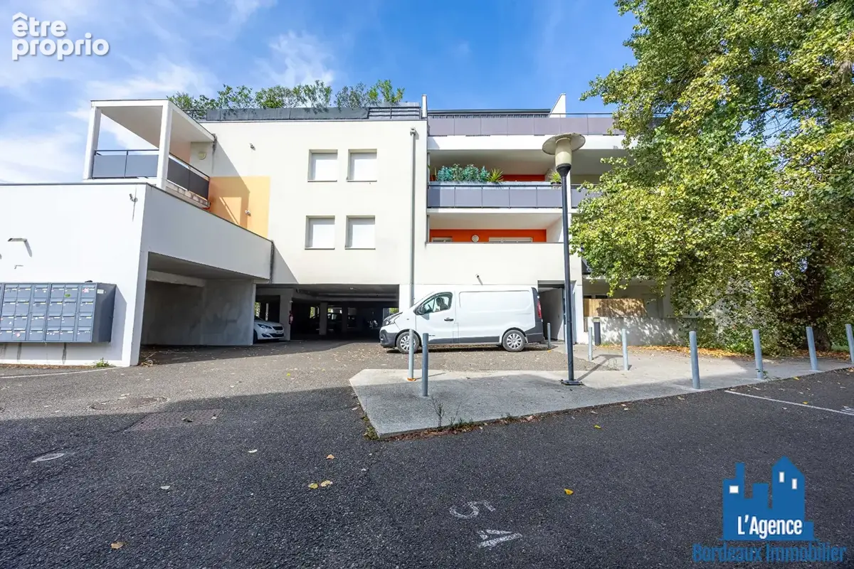 Exclusivité ! villenave d'ornon - appartement type 2 d'environ 41 m² avec un balcon de 14 m² + place de parking couverte. benoît - photo 7