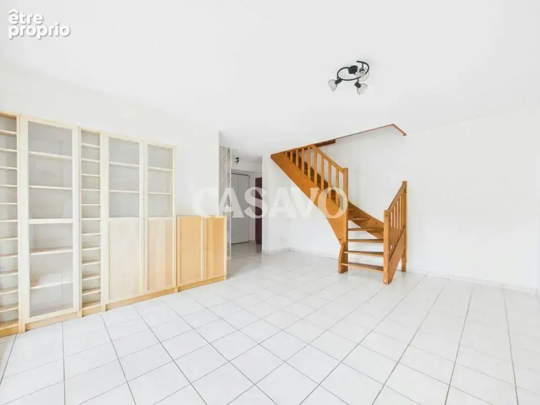 Vente Appartement 6 pièces de 101m² - 69970 Marennes - photo 4