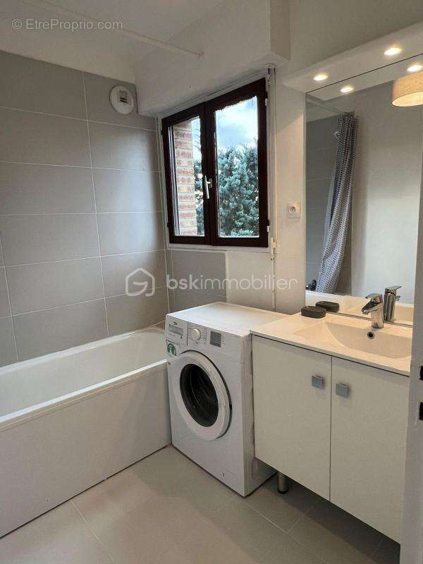 Appartement à PONTAULT-COMBAULT