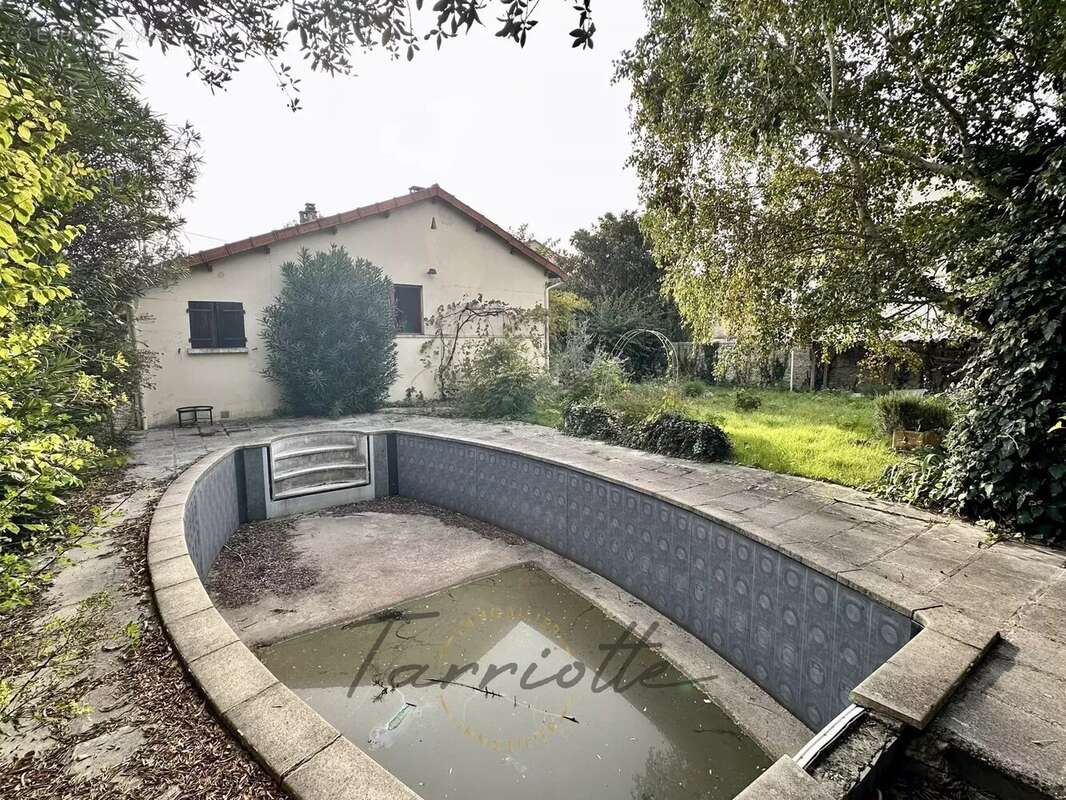 Maison à MONTELIMAR