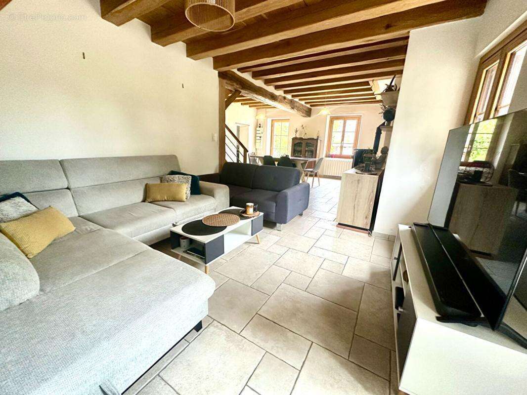Maison Pruille L Eguillé 5 pièce(s) 107.51 m2 - photo 6