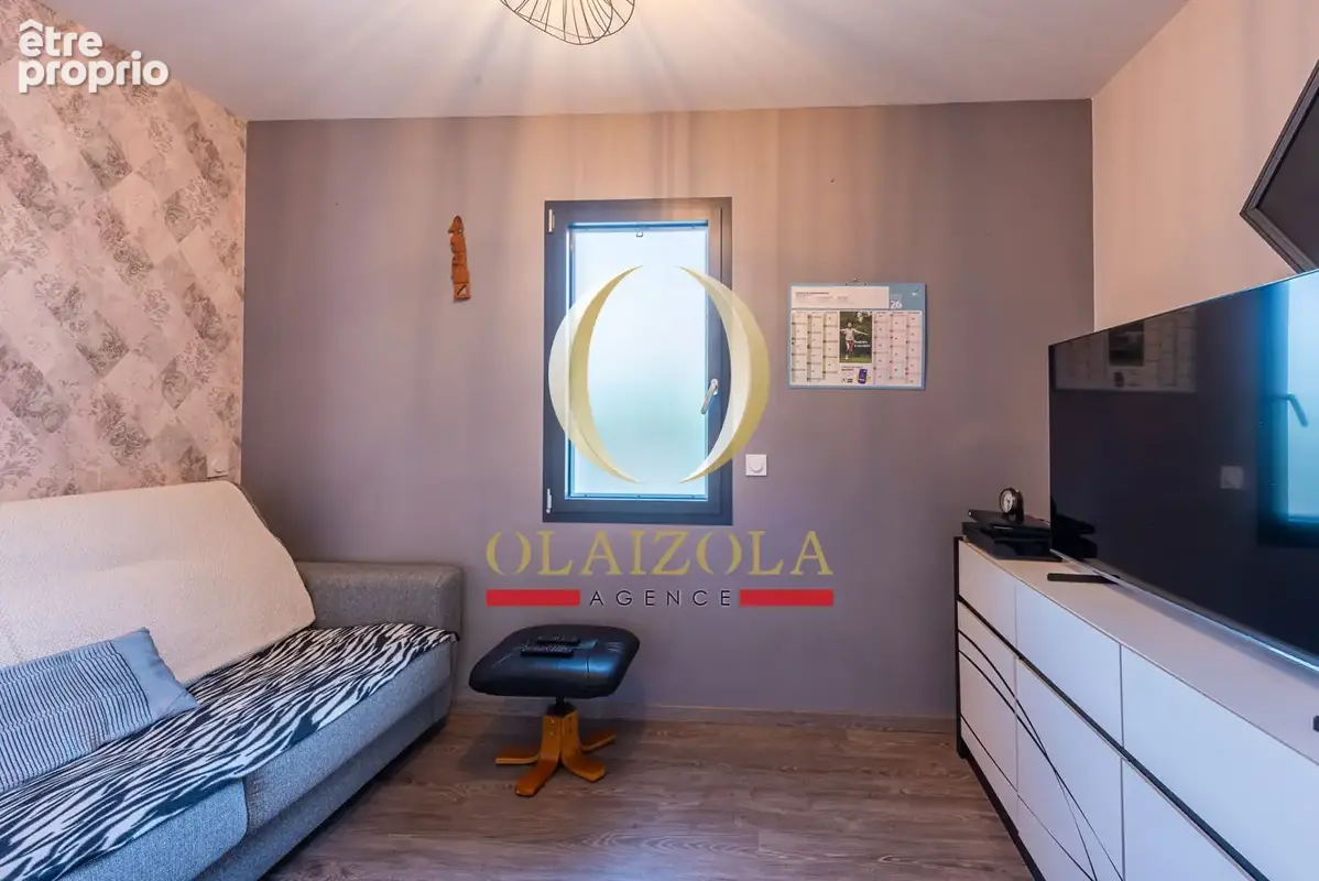 URRUGNE - Maison contemporaine de plain-pied avec piscine, entre océan et Corniche - photo 13
