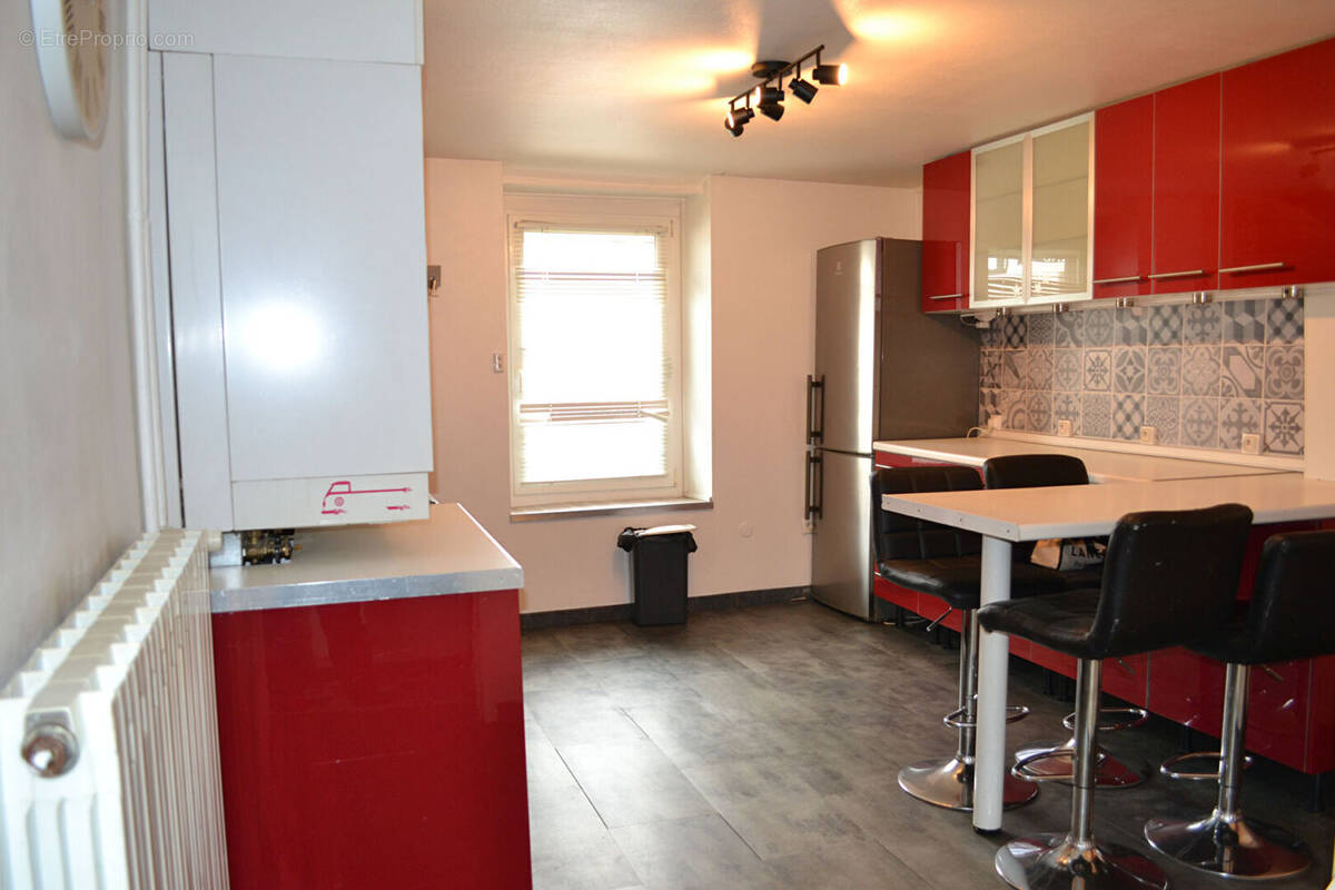 Appartement à LUDRES