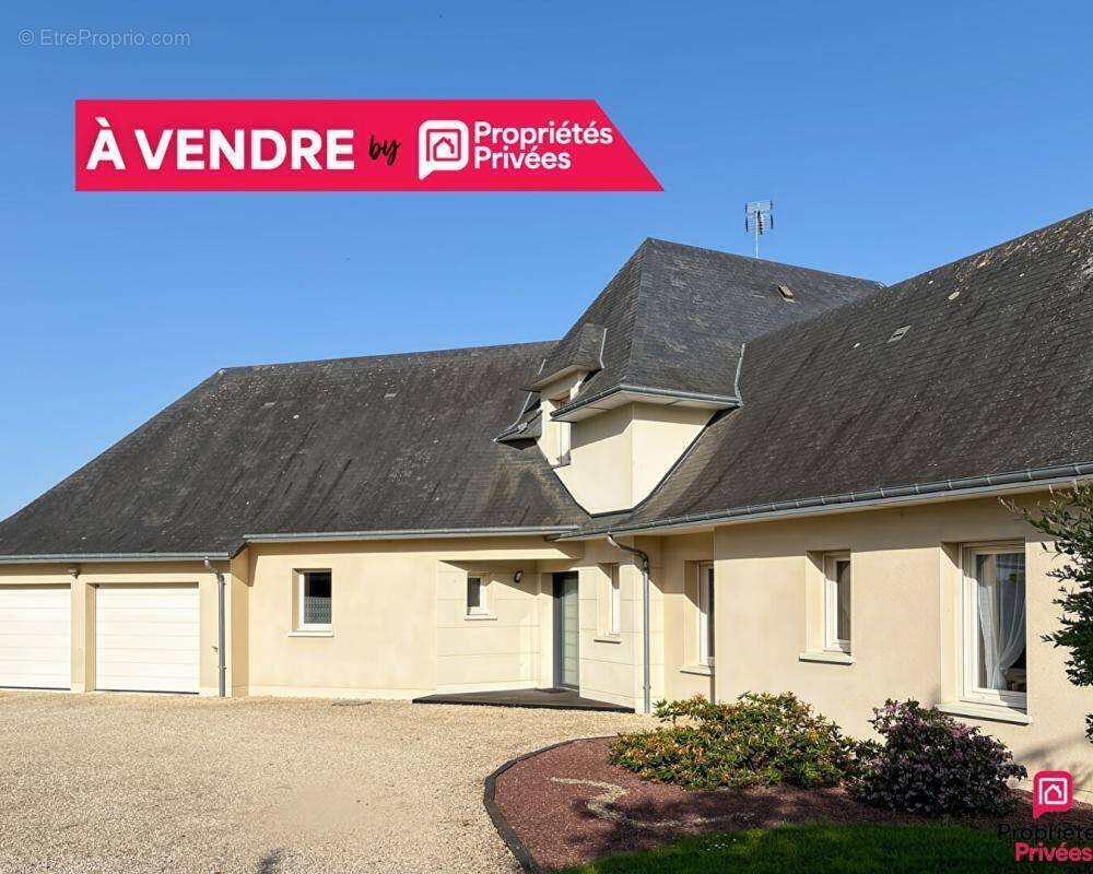 Maison à AUVERS-LE-HAMON