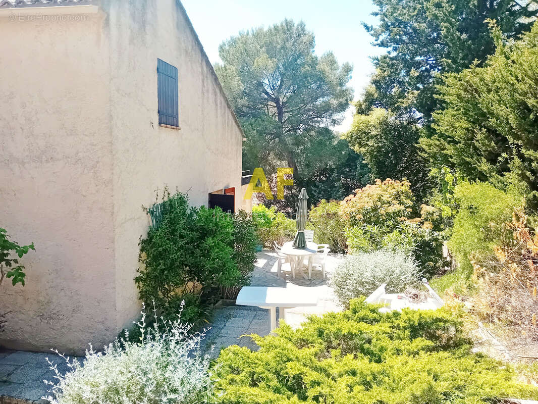 Maison à FREJUS