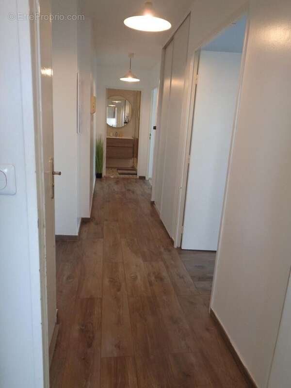 Appartement 61 m² à Cergy  - photo 3