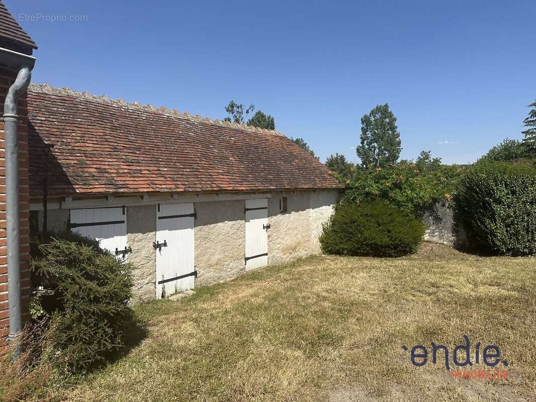 Opportunité rare Ensemble de deux maisons à côté de Saint Pourcain - photo 17
