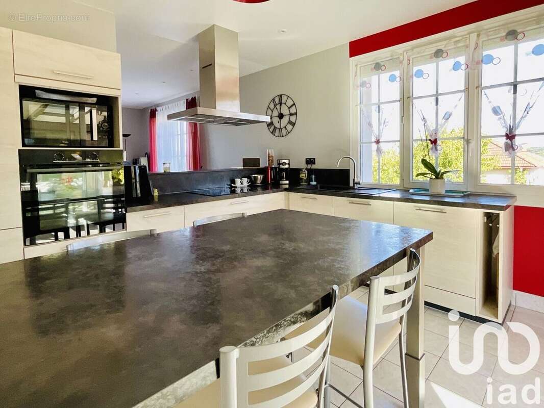 Photo 8 - Maison à LE PALAIS-SUR-VIENNE