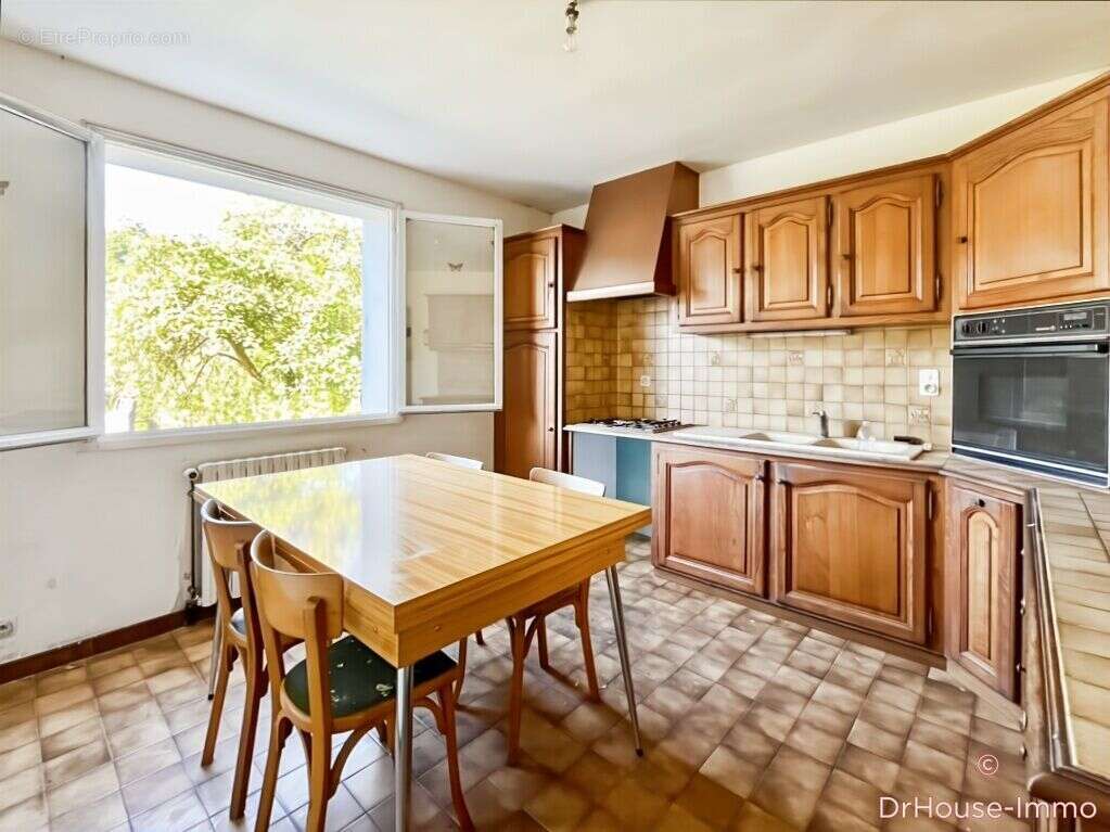 Maison à BAR-SUR-SEINE