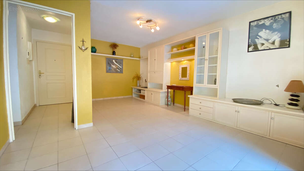 Appartement à FREJUS