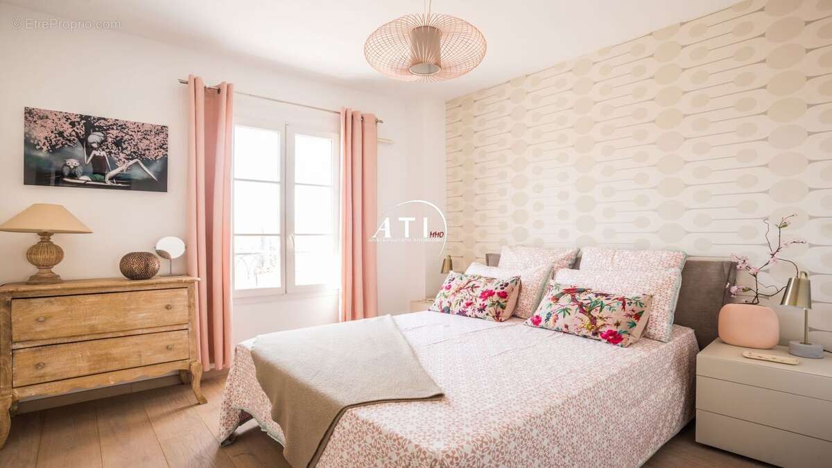 Appartement à SAINT-TROPEZ