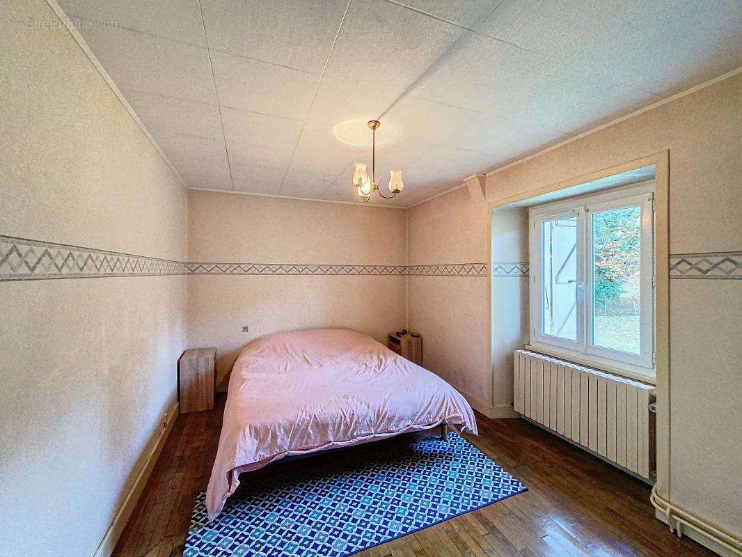 Maison à SAINT-BONNET-L&#039;ENFANTIER