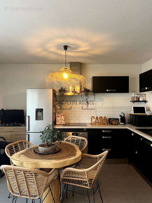 APPARTEMENT T3 - Chateauneuf les Martigues - photo 3