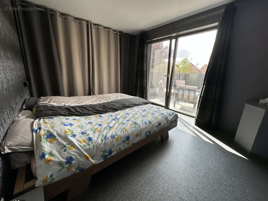 Appartement à MERIGNIES