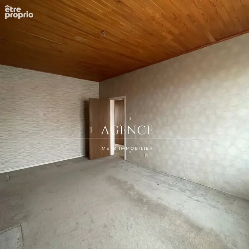 Maison à Montigny les Metz - photo 12