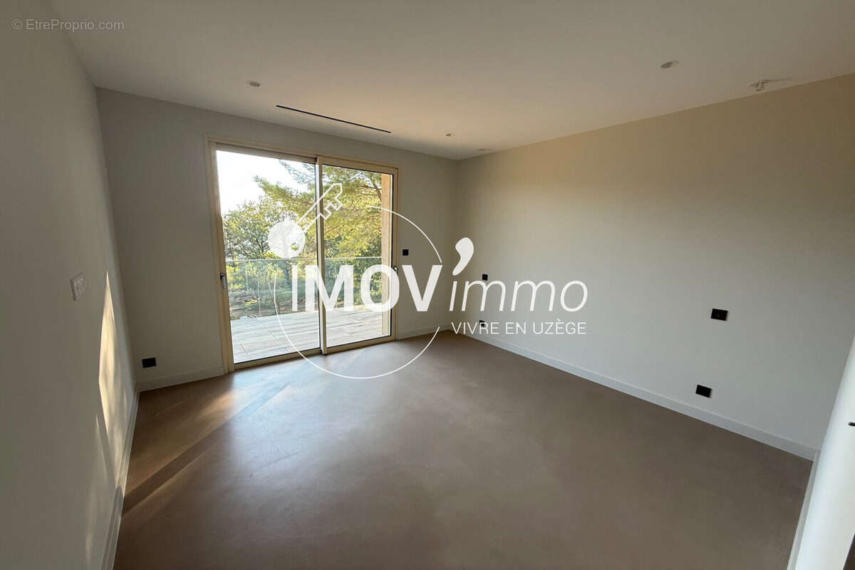 Maison à SAINT-QUENTIN-LA-POTERIE