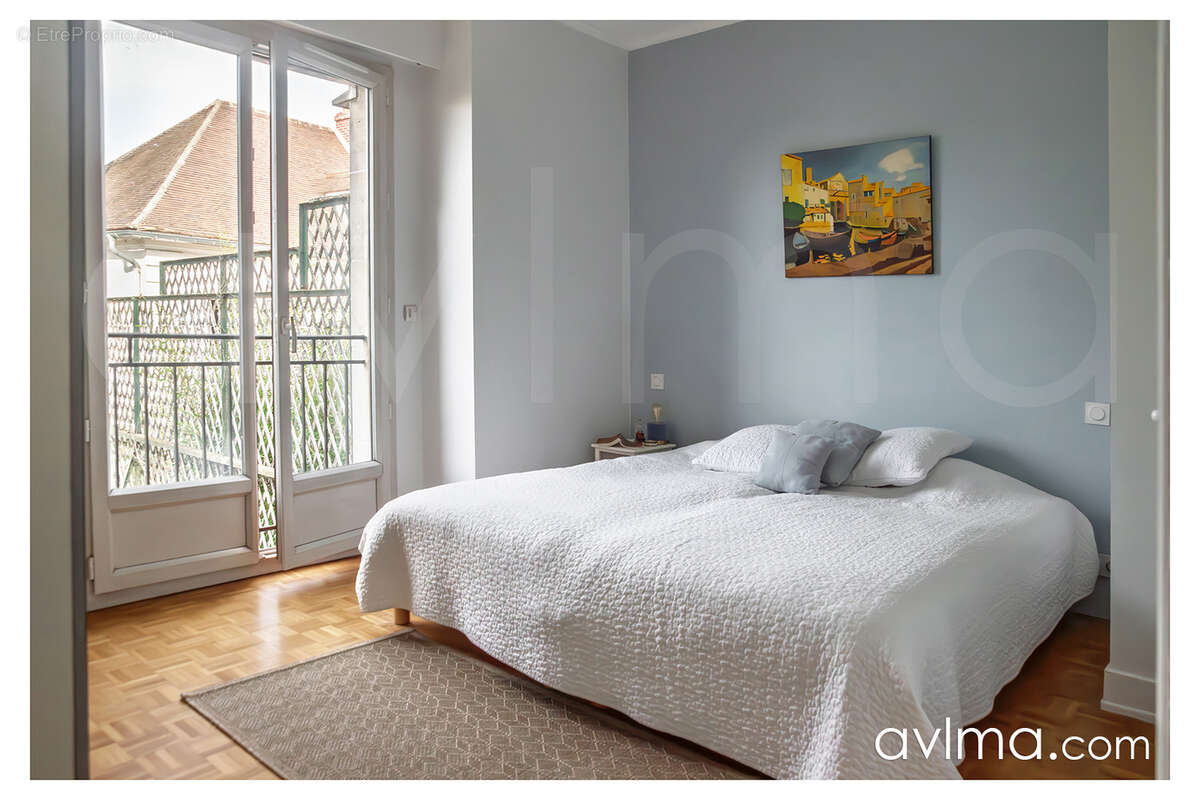 Appartement à SAINT-NOM-LA-BRETECHE