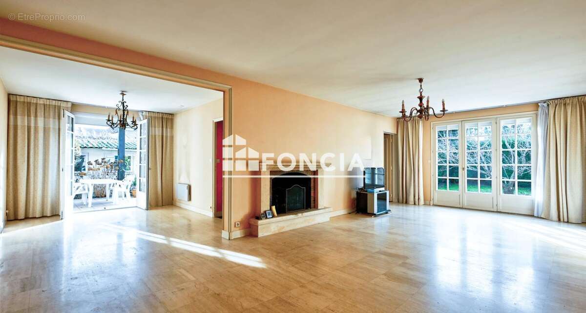 Maison à MANTES-LA-VILLE