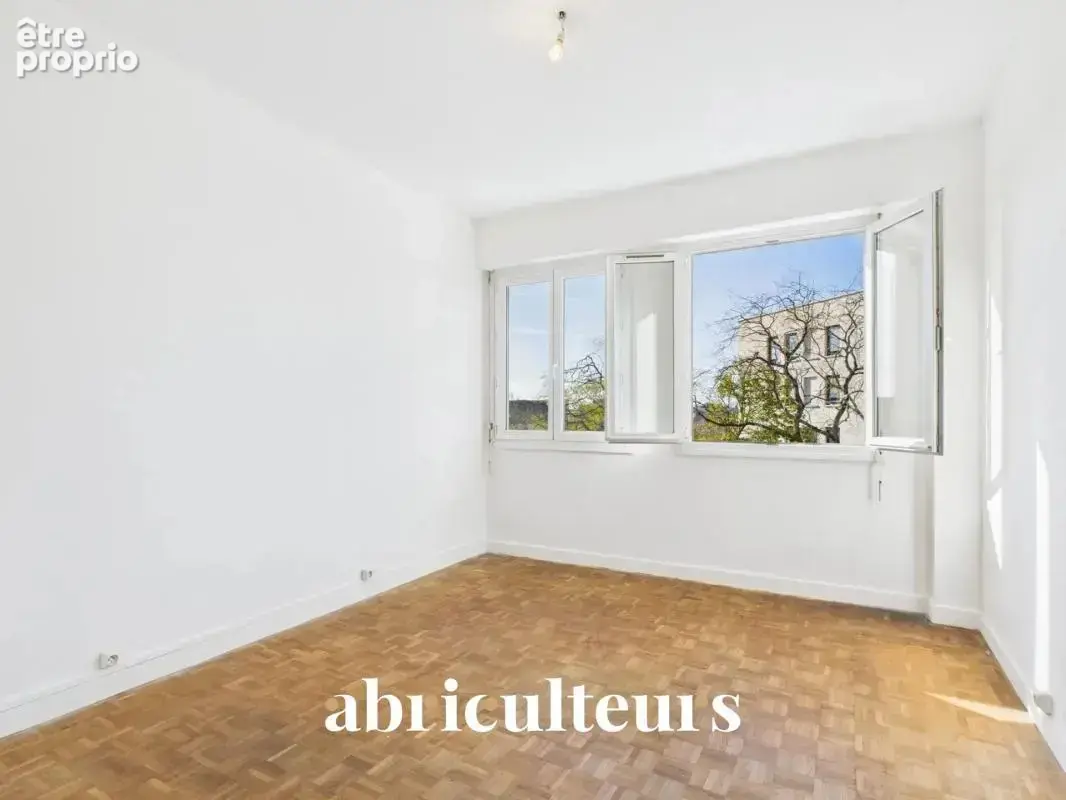Appartement  proche de la mer et lumineux - en vente en centre ville à Saint-Nazaire (44600) - photo 7