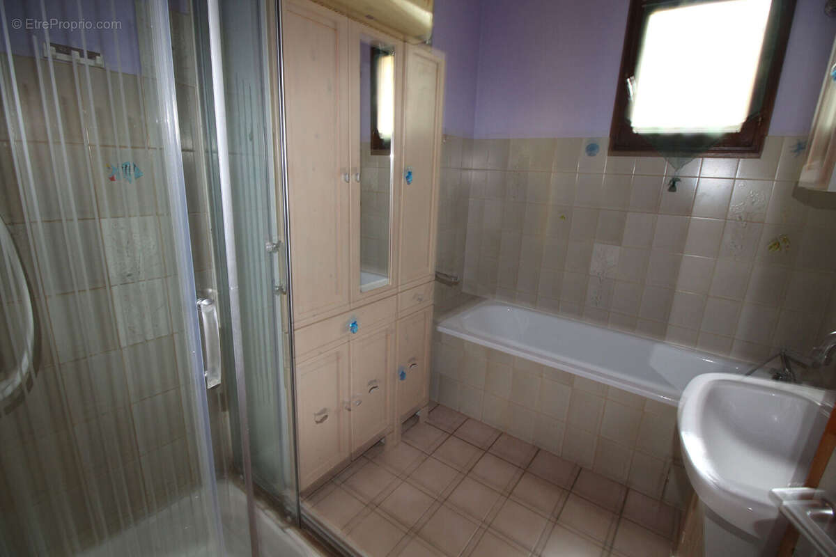 Maison dans un environnement calme - photo 8