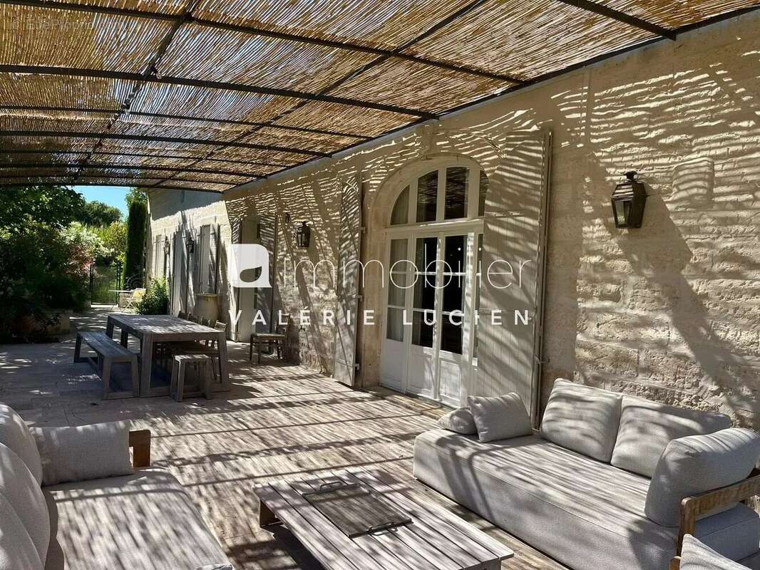 Beau Mas en Campagne à Saint Rémy de Provence - photo 2