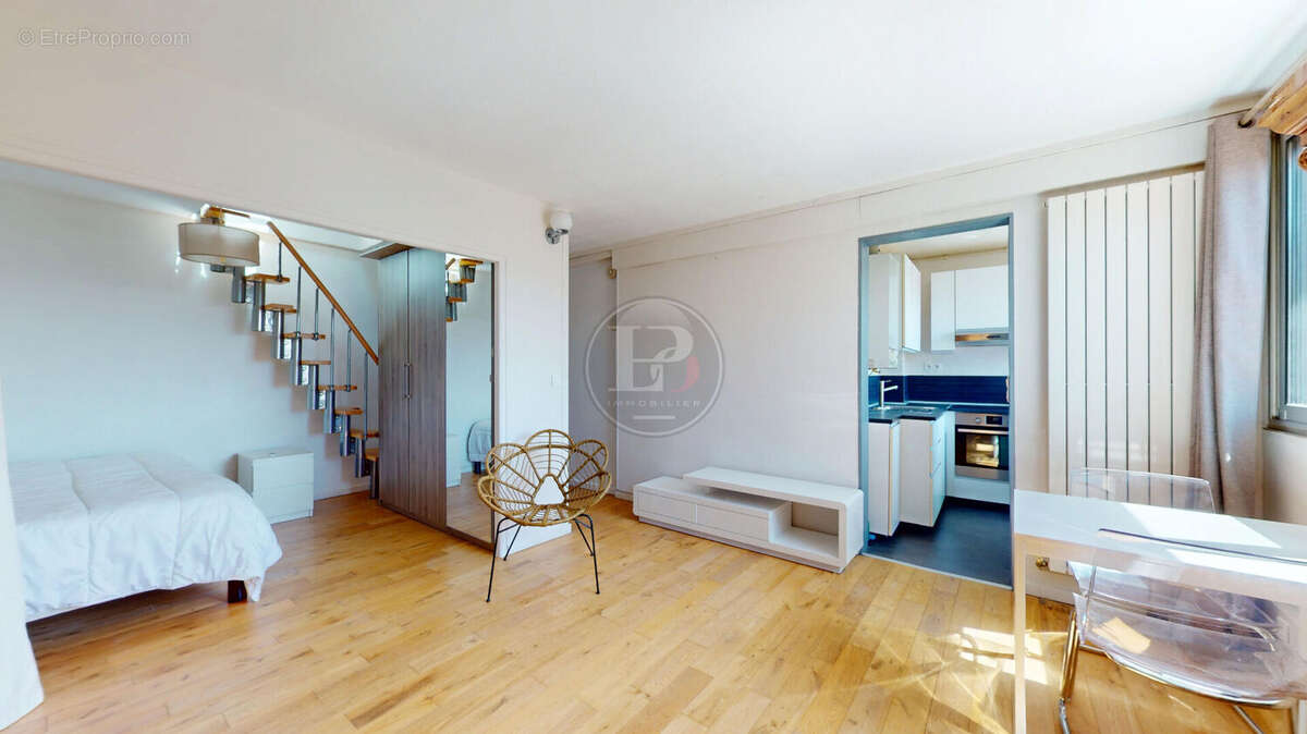 Appartement 2 pièces - Dernier étage - Hyper Centre - photo 6