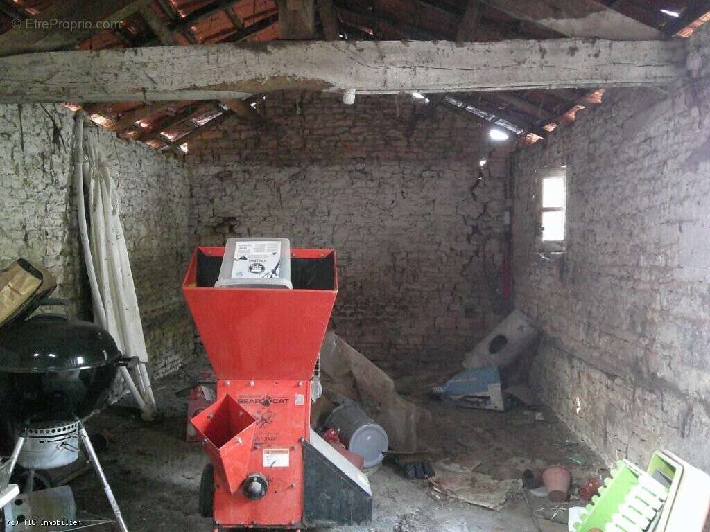 Maison De Campagne Avec Une Deuxième Maison Et D'Autres Dépendances - photo 55