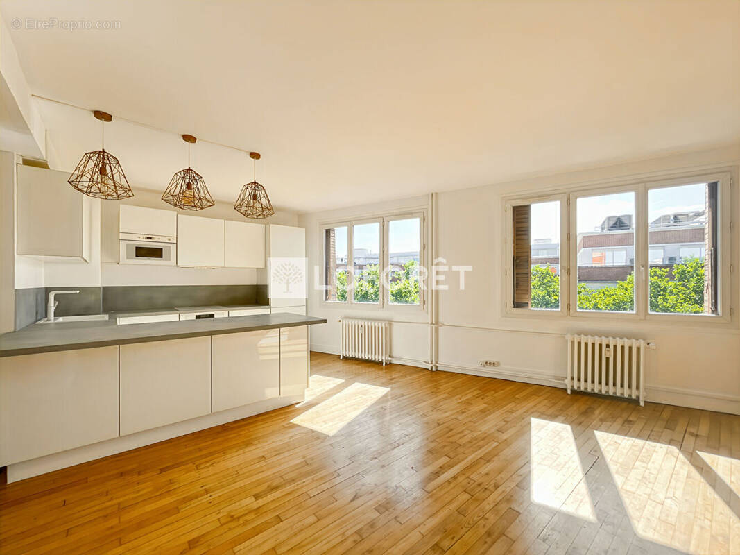 Appartement à MAISONS-ALFORT