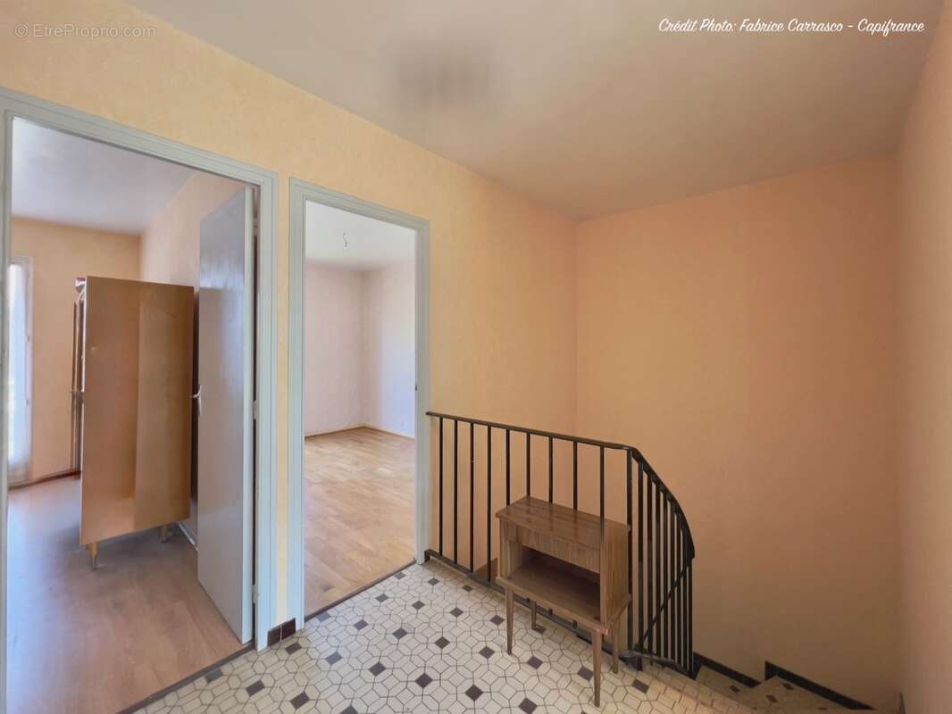Clermont-Ferrand (63) Croix de Neyrat, Maison familiale avec 4 chambres, garage et jardin à réinventer selon vos envies - photo 33