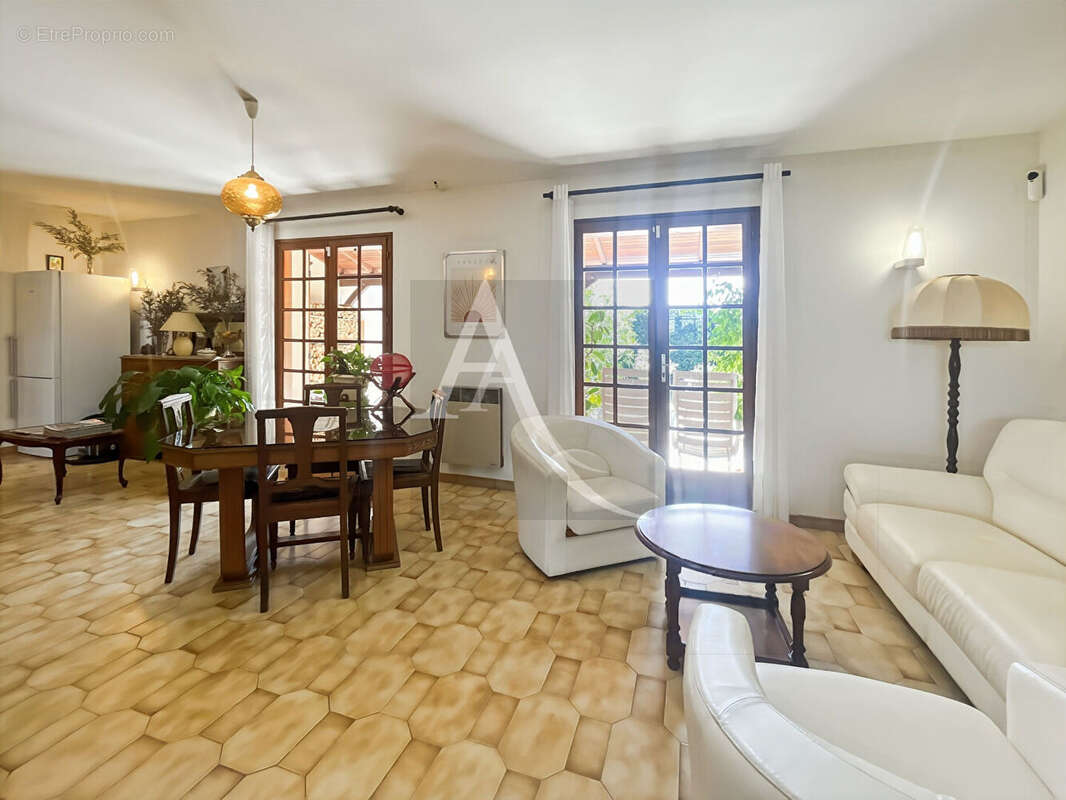 Maison à CONDEZAYGUES