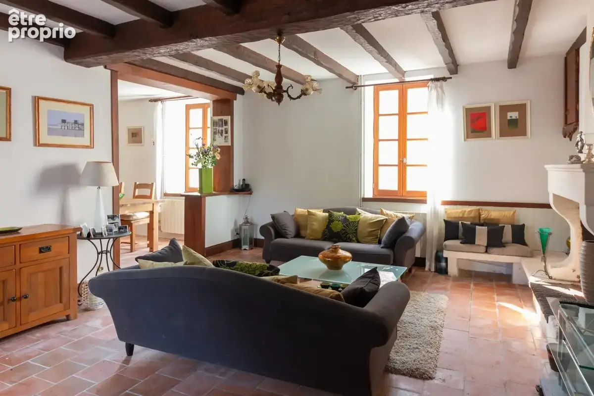 Maison de village avec jardin, garage et potentiel - photo 5