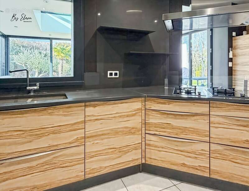 Maison à BUSSY-SAINT-GEORGES