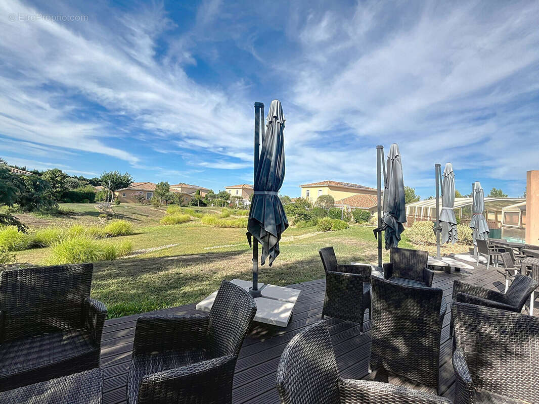 Maison à JONQUIERES-SAINT-VINCENT