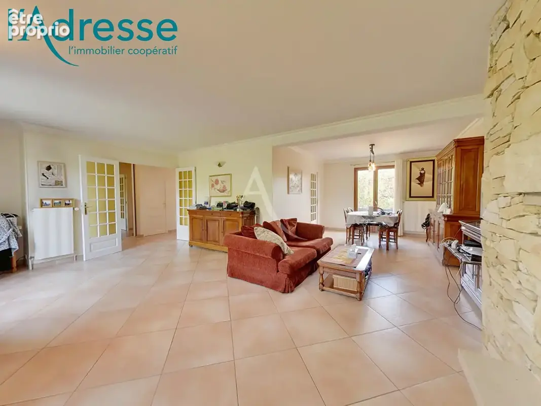 Maison familiale à Gournay Sur Marne 130 M² - photo 2