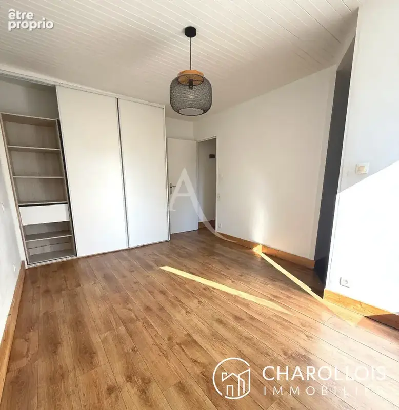 Appartement rénové T2 50m² - Charnay Lés Mâcon - photo 3