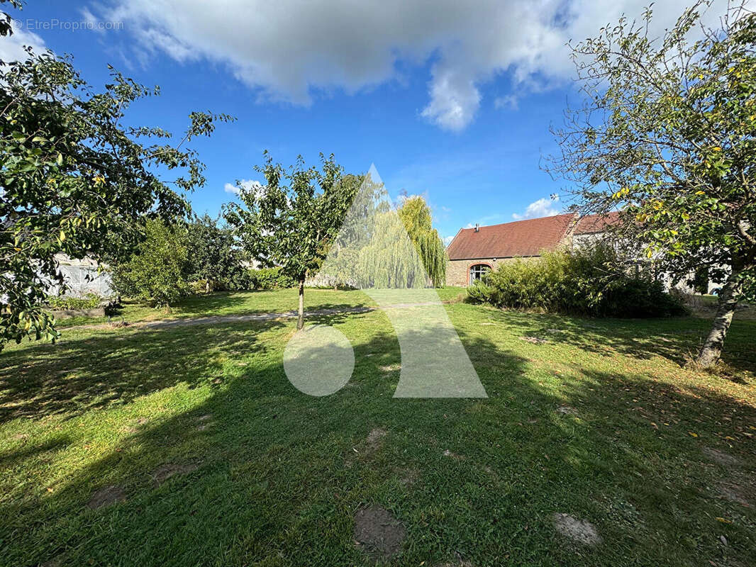 Maison à VIEUX-CONDE