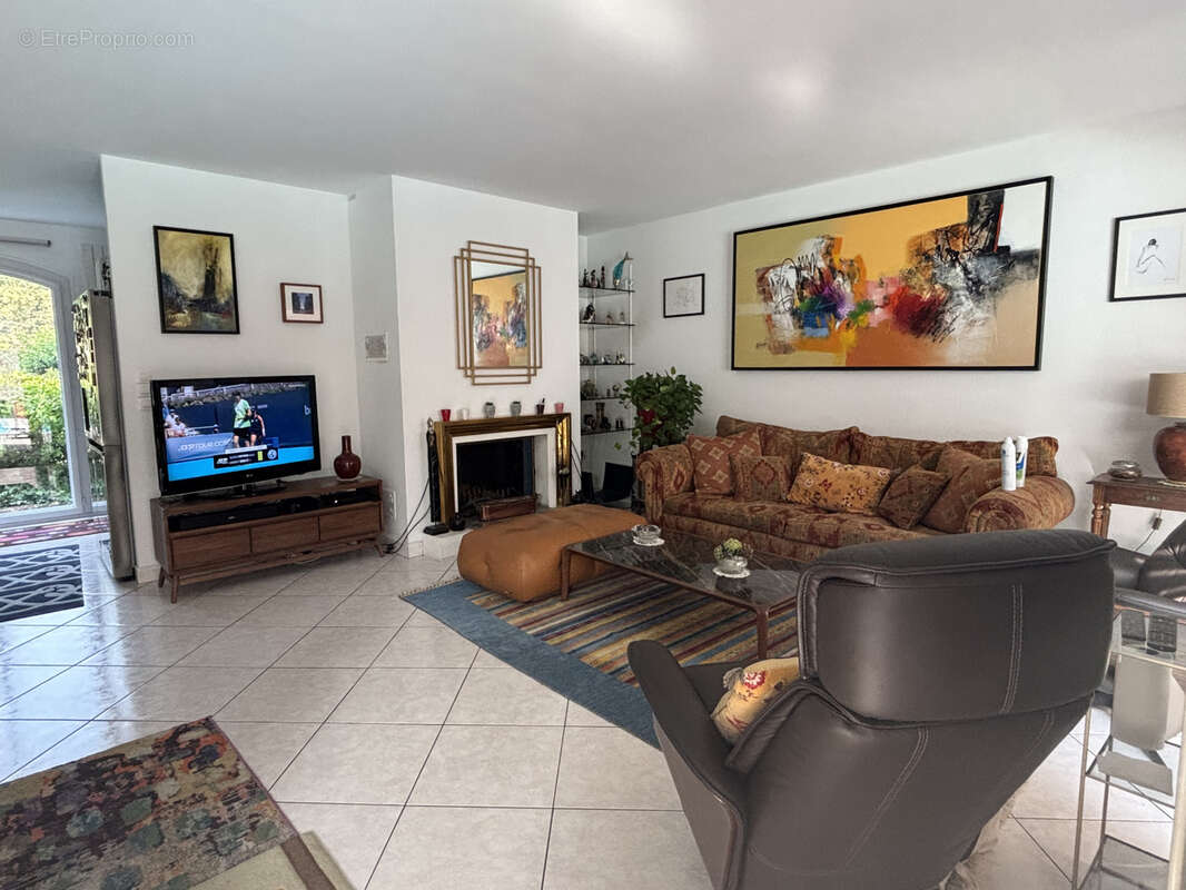 Maison à CARBON-BLANC