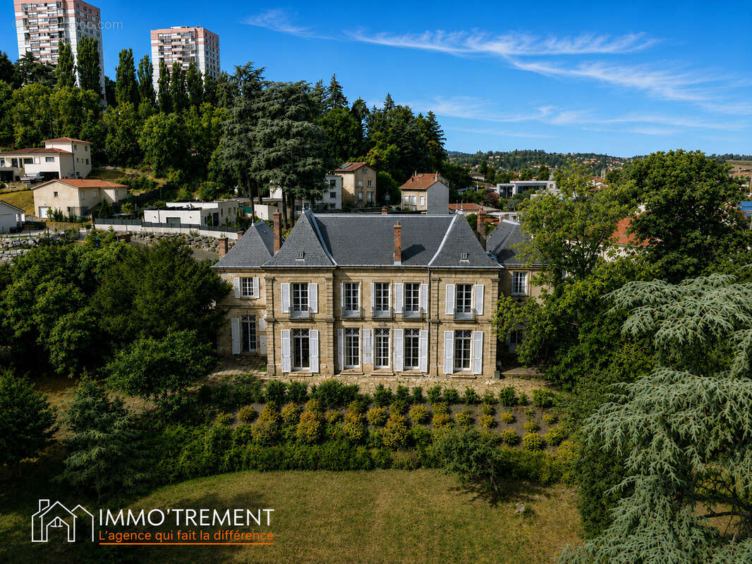Château XVIIIᵉ   Projet de division en plusieurs logements   Parc 11 400 m2 - photo 2
