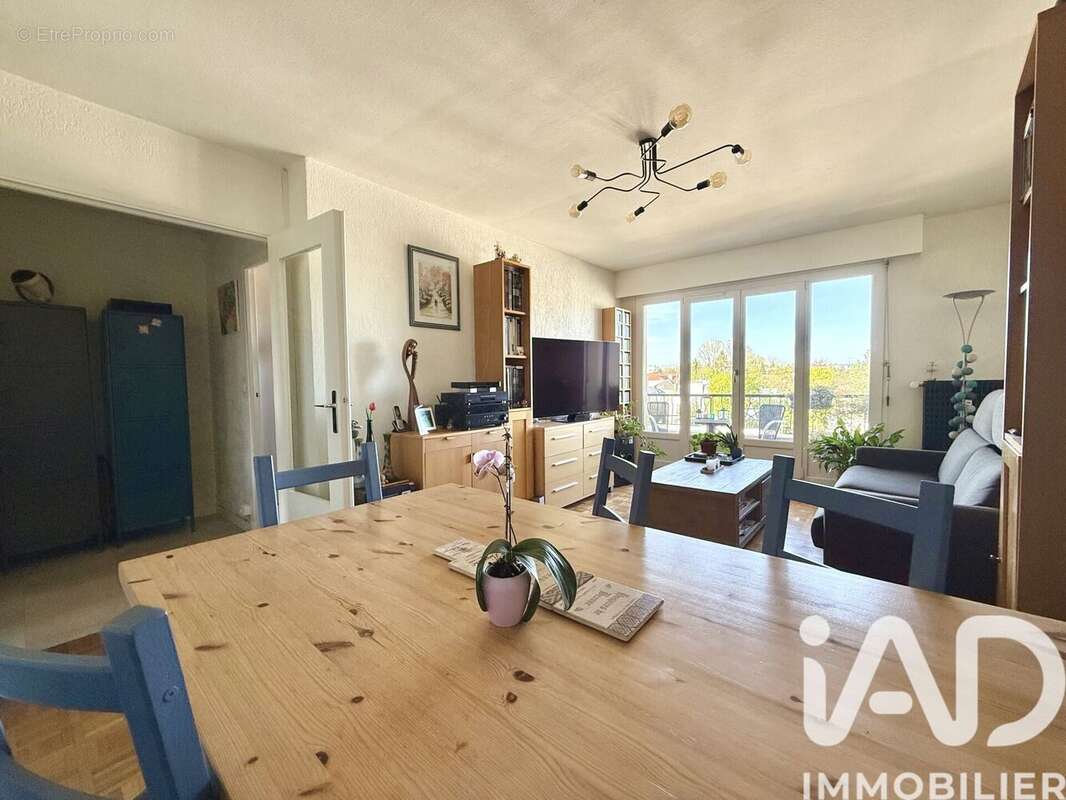 Photo 4 - Appartement à SAINT-MAUR-DES-FOSSES