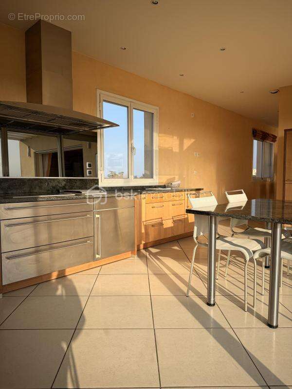 Appartement à ROMANS-SUR-ISERE