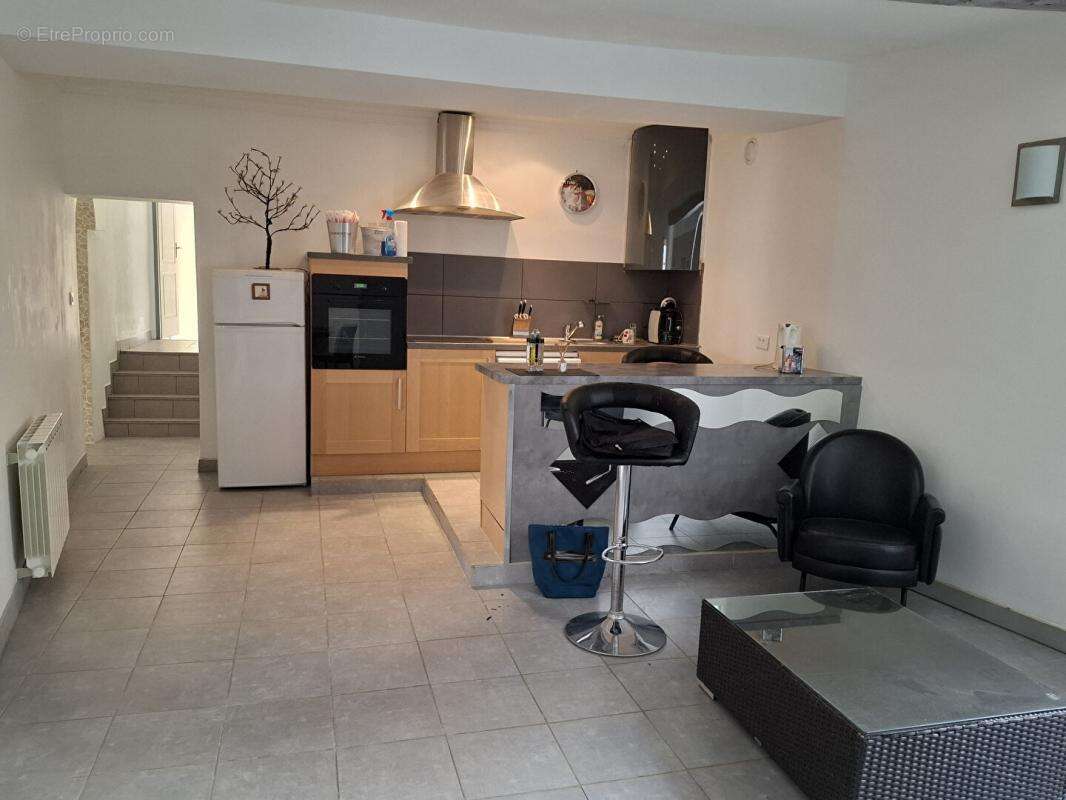 Appartement à FORCALQUIER